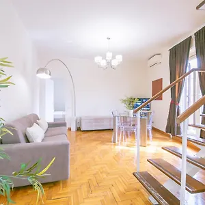  Apartment Penthouse In The Heart Of The Center Italy